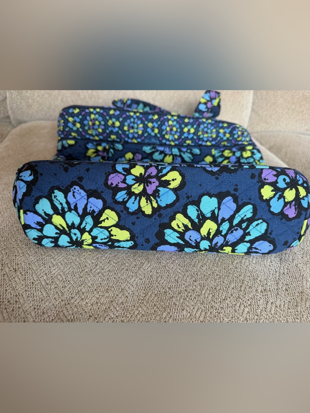 Vera Bradley Ellie Flowers Villager Tote Bag Quilted Blue Purple Floral Purse - Picture 5 of 5